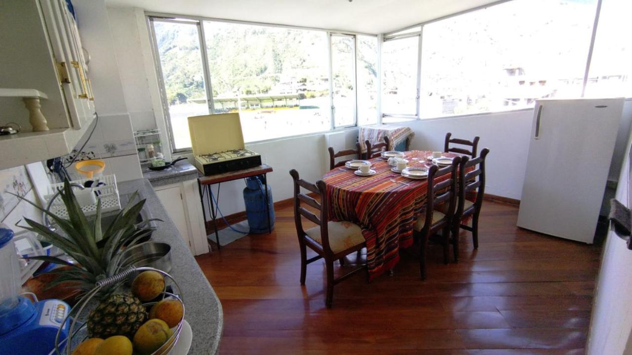 Mayra'S Apartments And Spanish School บาญอส ภายนอก รูปภาพ