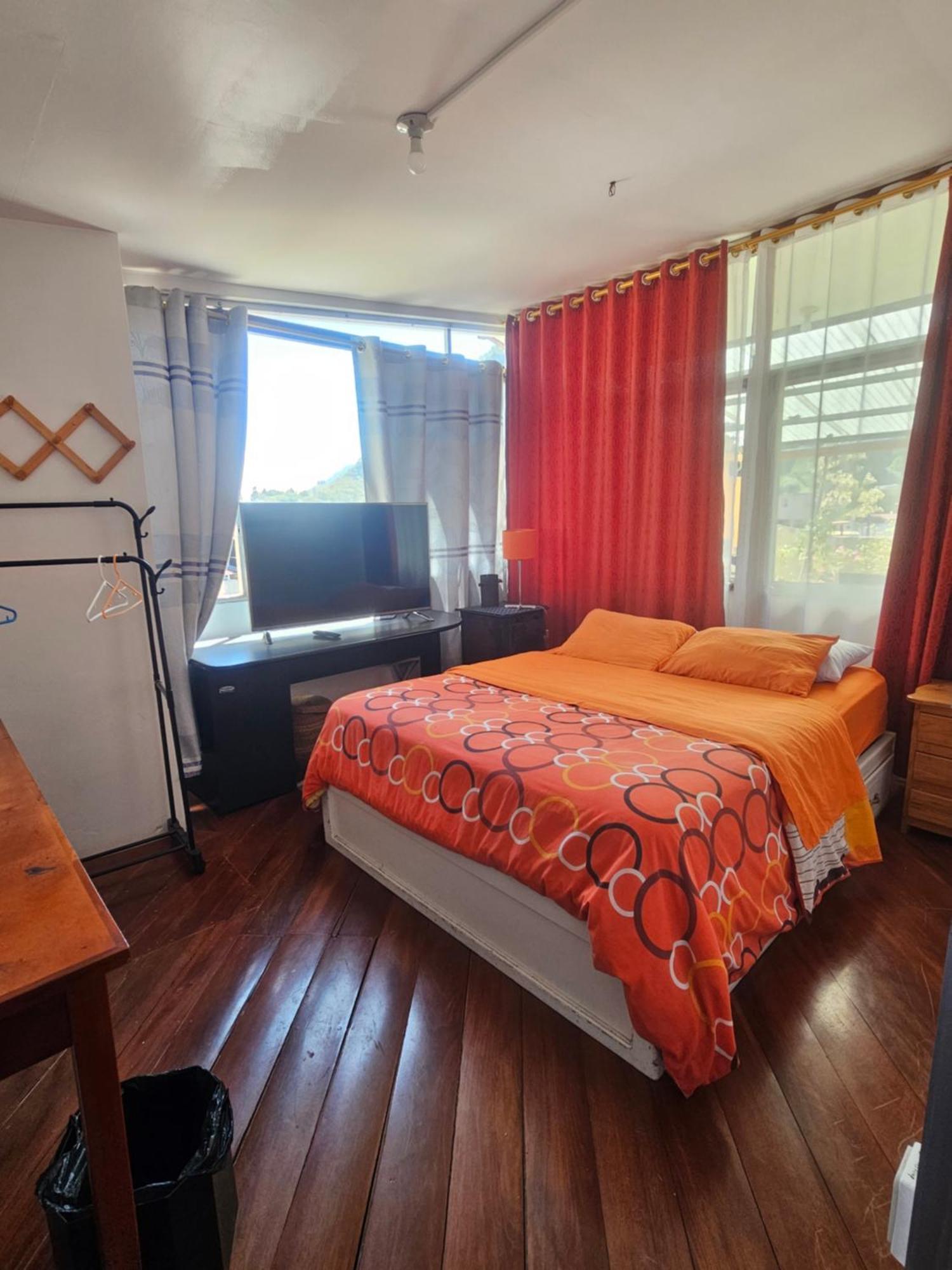 Mayra'S Apartments And Spanish School บาญอส ภายนอก รูปภาพ